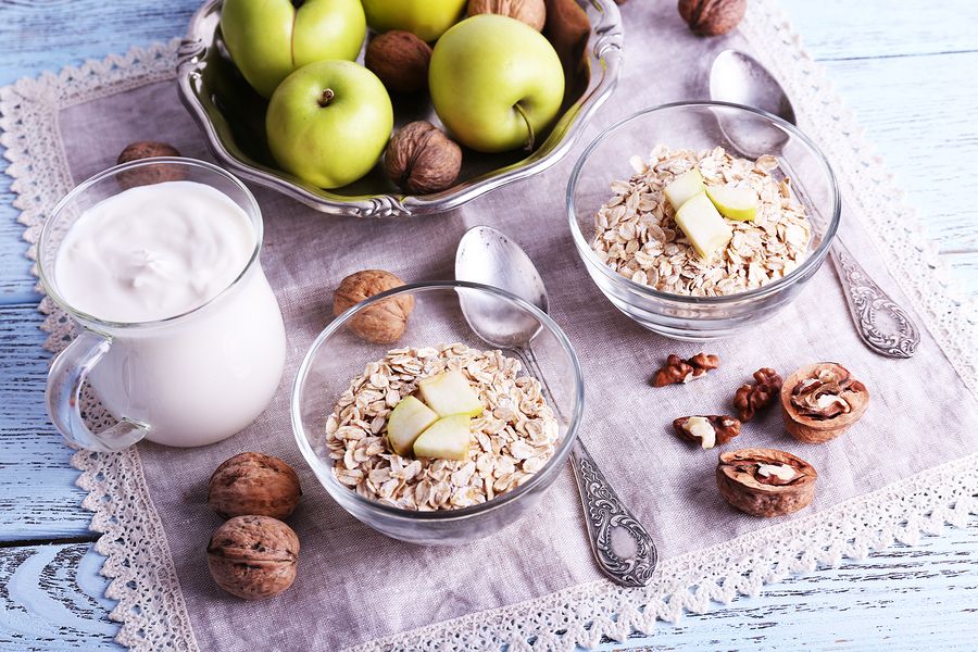 bigstock Oatmeal in bowls walnuts app 75058720