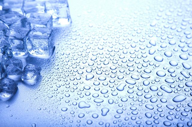bigstock Ice and cubes 27714959