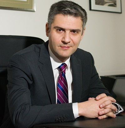 tsekouras aggeioxeirourgos1