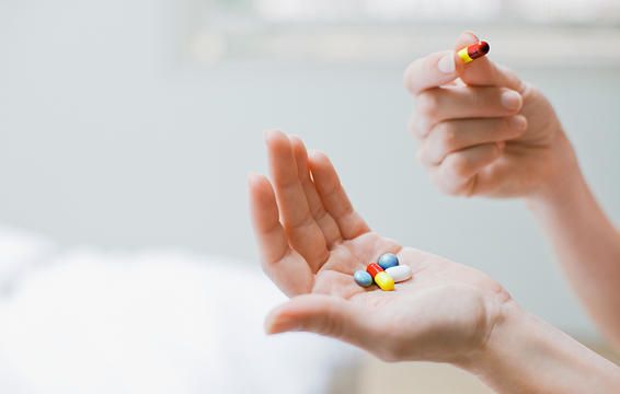 aneparkeia vitaminon