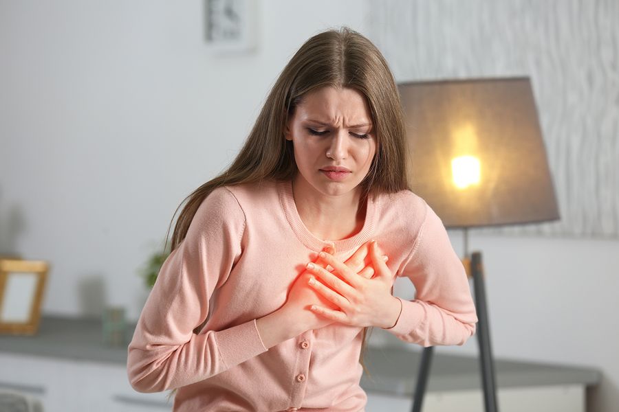 heart attack woman
