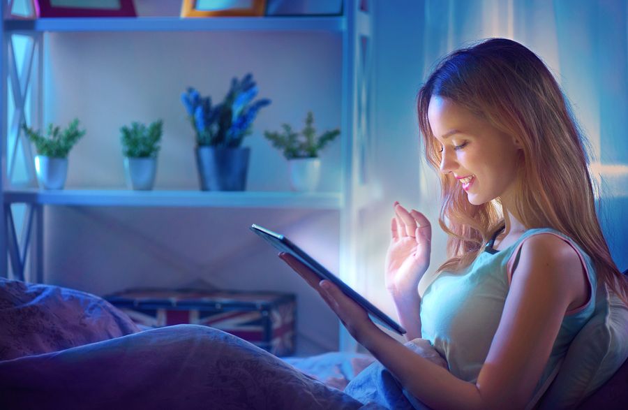 tablet bed night